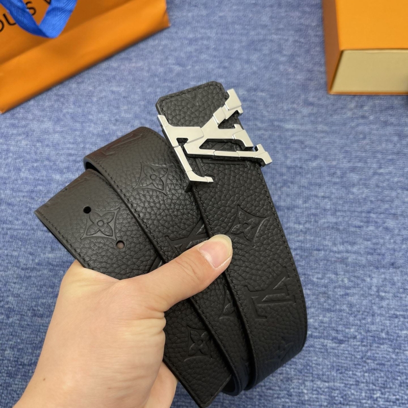 l**is V*t*n belts
